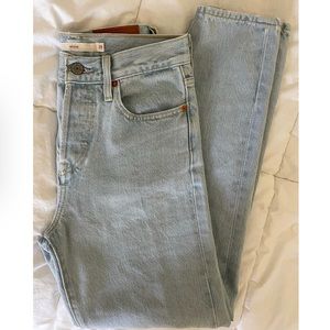 Levi’s Wedgie Straight Leg Jeans